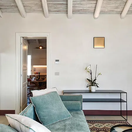 The Cathedral Retreats Di Casa Camilla Journey Holiday home