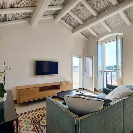 Holiday home The Cathedral Retreats Di Casa Camilla Journey