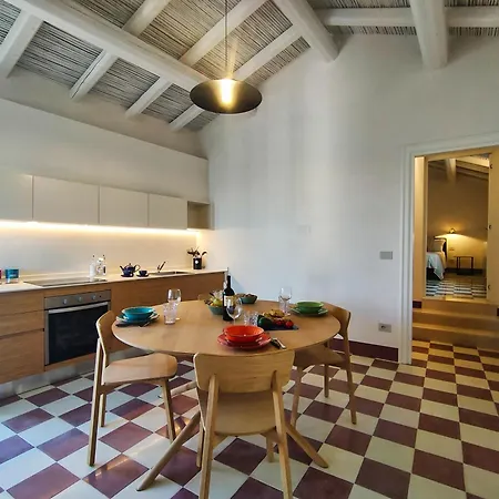 The Cathedral Retreats Di Casa Camilla Journey Holiday home *
